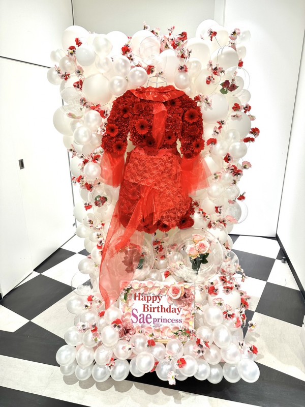 HKT48 栗原紗英様へお祝いスタンド花を納品しました[公演祝い花]